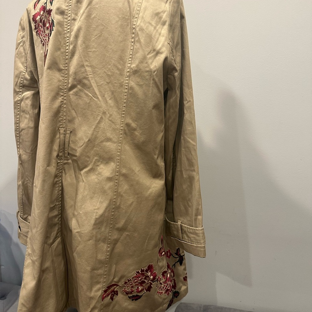 White House Black Market Tan Trench Coat with Red Floral Embroidery - Picture 5 of 5